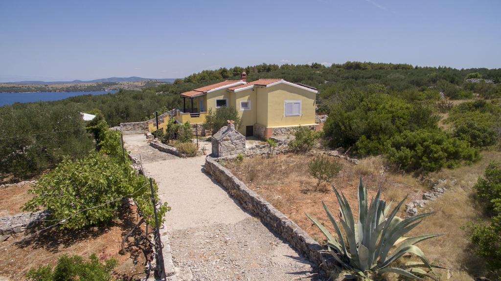 Holiday House Rusticana Sali, Dugi Otok Near Np Kornati Dış mekan fotoğraf