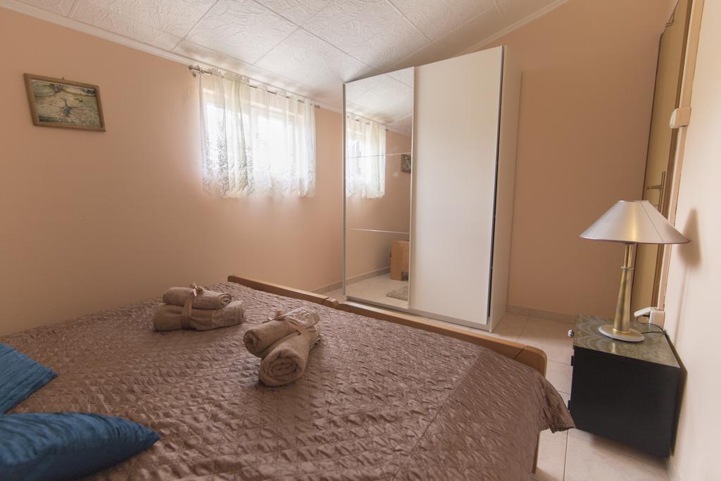 Holiday House Rusticana Sali, Dugi Otok Near Np Kornati Dış mekan fotoğraf